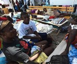 Acusan a la Fundación Clínton de instalar casas tóxicas en Haití