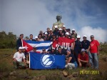Jóvenes de Servicios Móviles de ETECSA llevan el 26 a lo más alto de Cuba