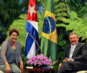 Raúl y Dilma elogian fortaleza de relaciones entre ámbos países