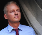Discurso íntegro de Julian Assange este domingo en la embajada de Ecuador en Londres