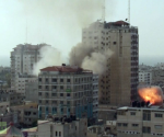 Continúan los bombardeos sobre Gaza pasada la medianoche