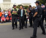 Arrestan a ocho congresistas de EEUU por exigir una reforma migratoria