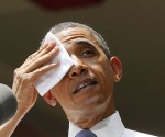 Obama concluye el año 2013 con la popularidad más baja de su carrera