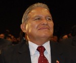 Multitudinaria demostración de apoyo a Sánchez Cerén y al FMLN en El Salvador